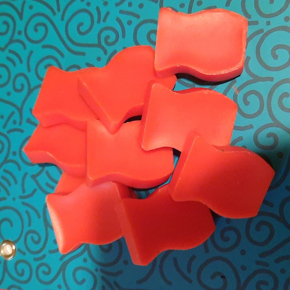 Homemade wax melts red pear & pomegranate